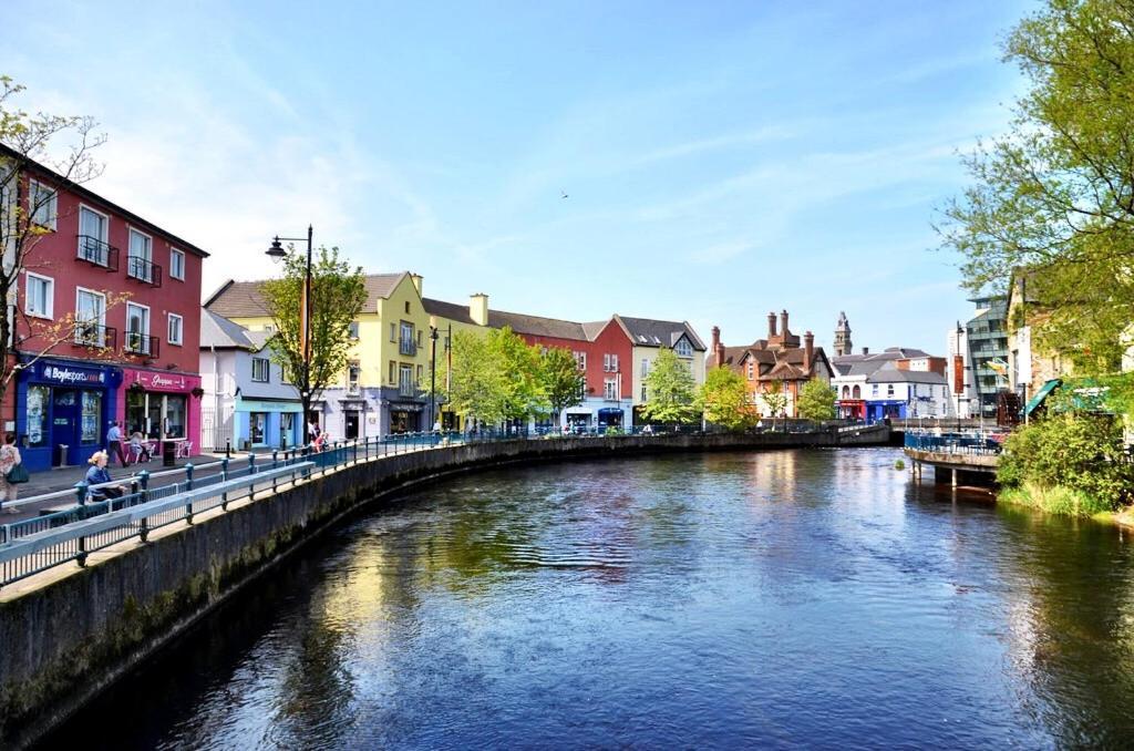 Vila Central Sligo Townhouse Exteriér fotografie